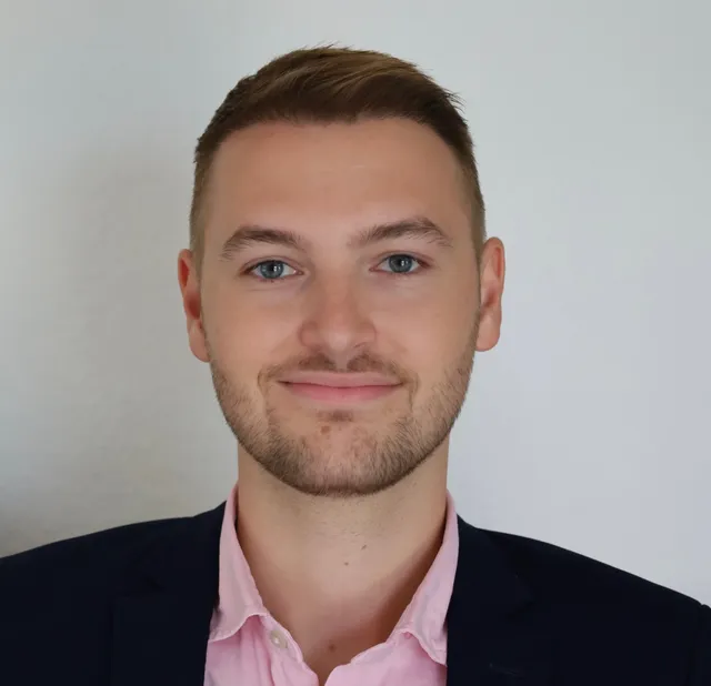 Nicolas Sprenger - Business Development